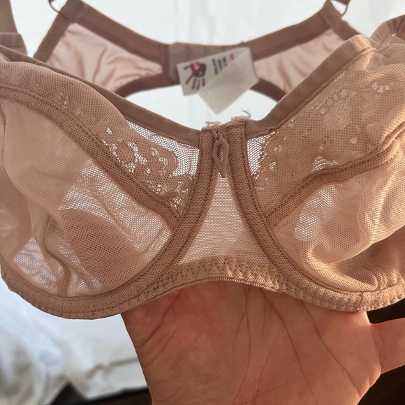 Curvy Kate underwire bra. Never worn. Blush color. - Picture 4 of 4
